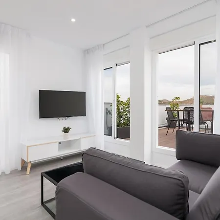 Homes Penthouse Capuchinos Apartment